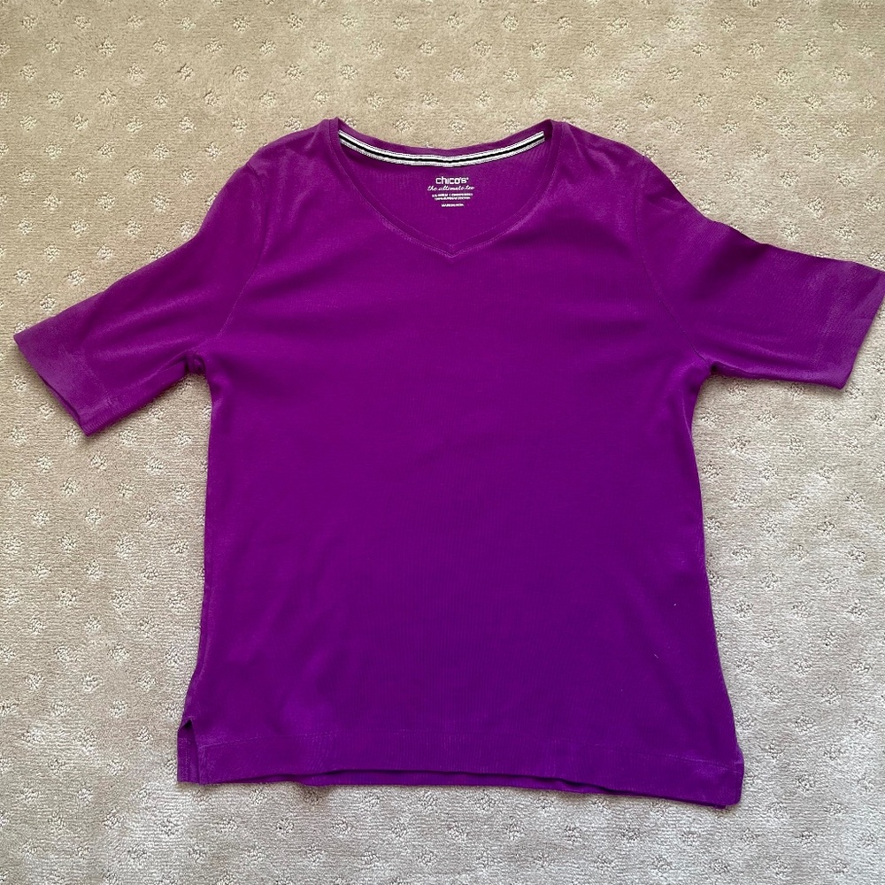 Chico's the ultimate tee in Orchid, Sz Medium or Chico's Sz 1.